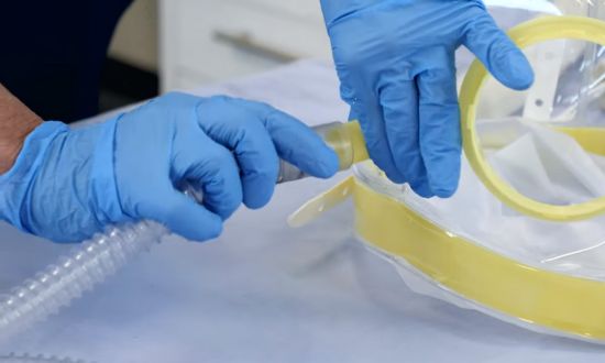 StarMed CaStar R Hood NIV and CPAP KIT with VentuPlus fitting and removal guide